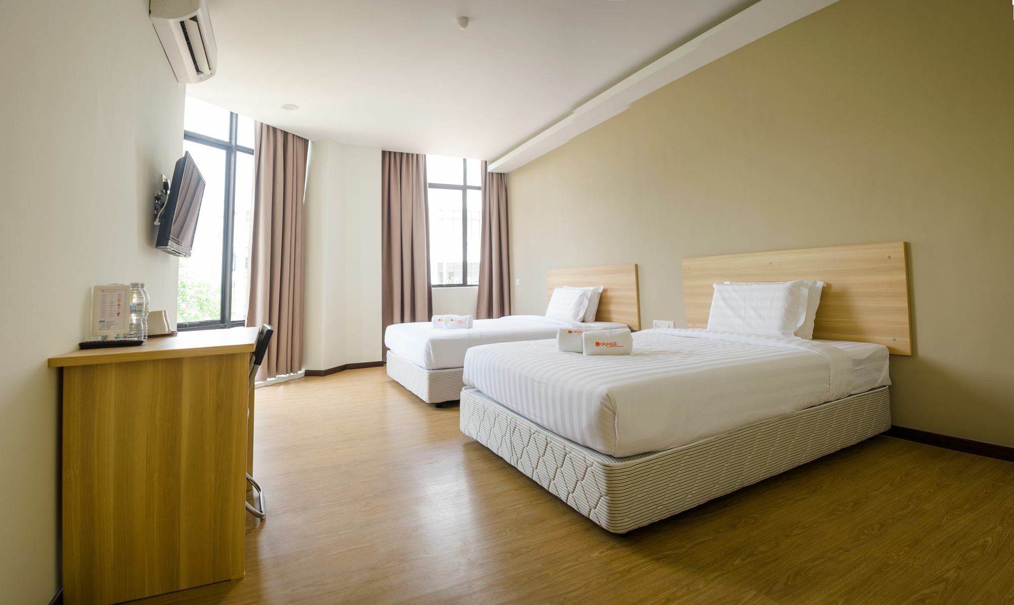 1Orange Hotel Sri Petaling Kuala Lumpur Exterior foto